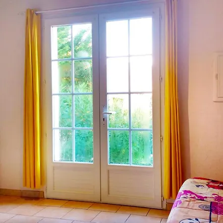 Scandola Apartment